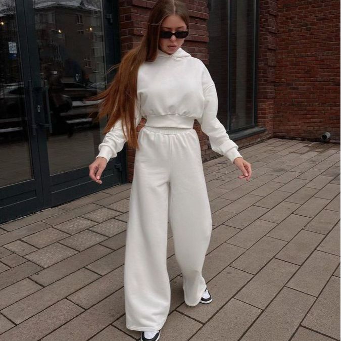 Female Loose Sports And Leisure Suit